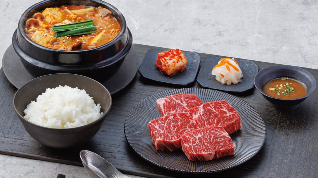 牛肉のスンドゥブチゲ定食